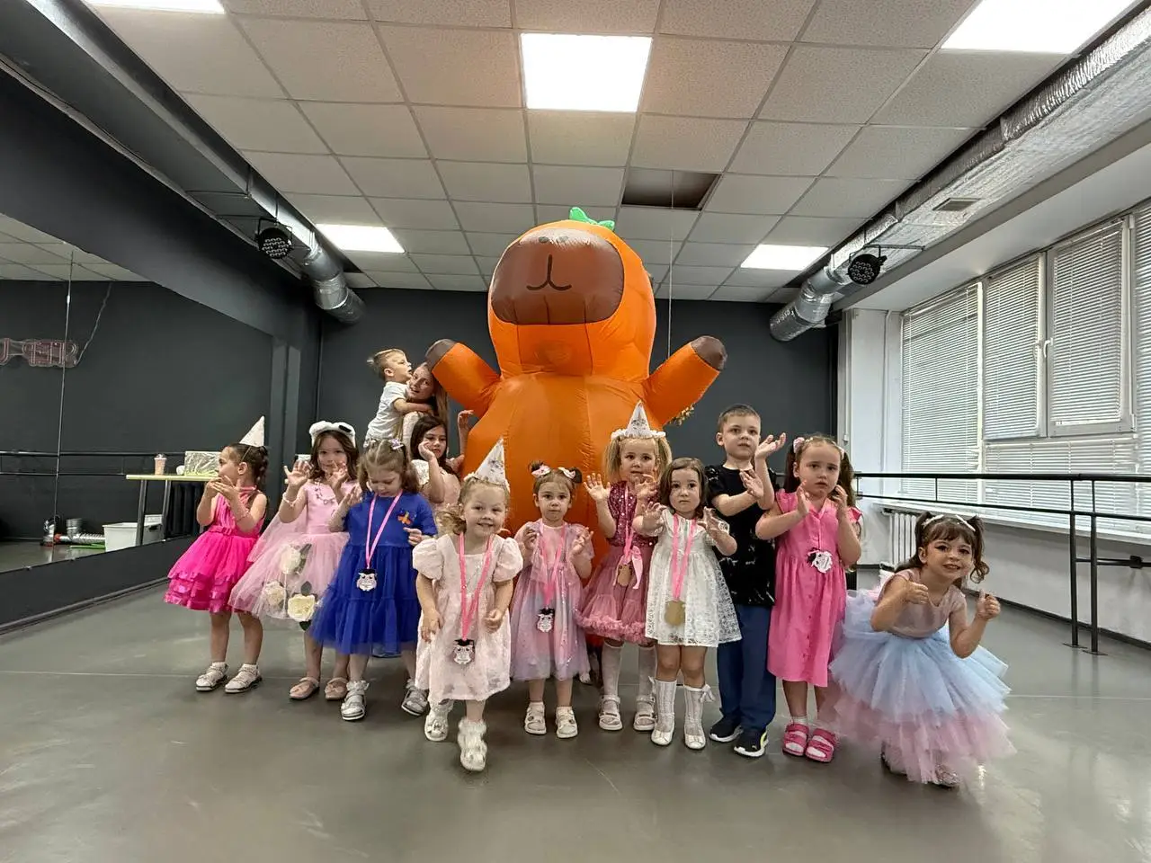 Груповий ранок у дитячому садку Flash Kids, Індустріальний район Дніпра